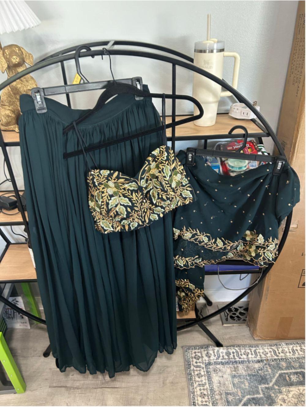 Women's Unbranded Lehenga Set Size l Dark Green Gold Embroidered see pictures